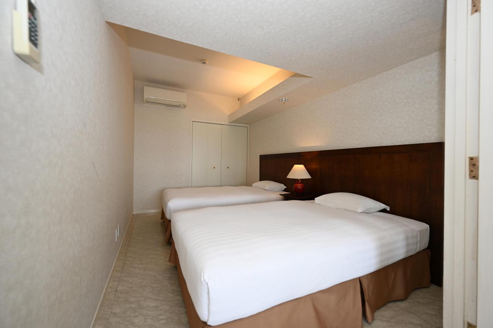 Hotel Royal Marine Palace Ishigakijima Ishigaki  Экстерьер фото